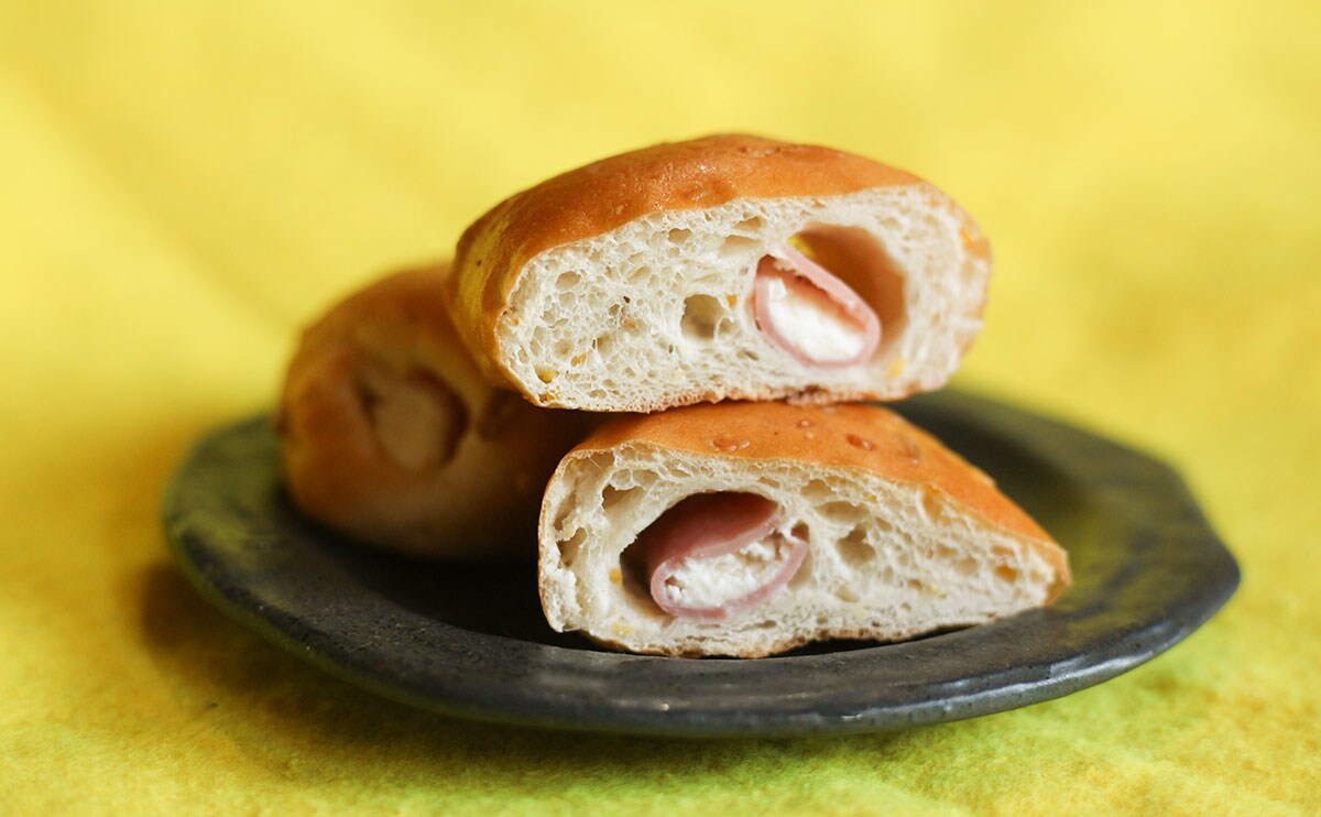 ちょっと食べにおすすめ。ローソンの“ヘルシーな惣菜パン”とは