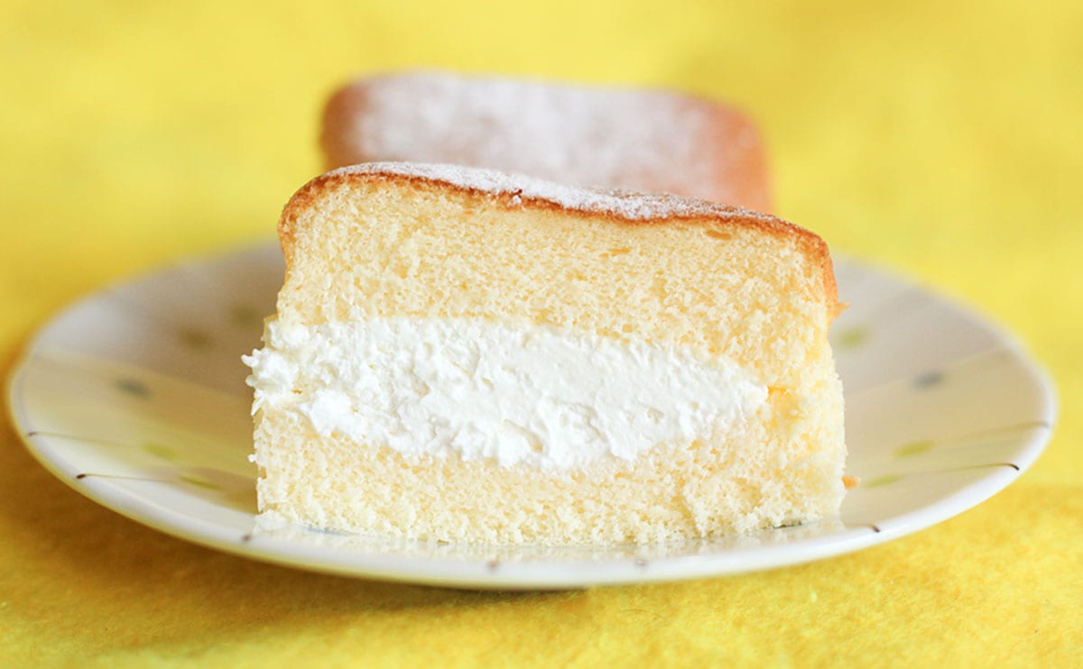 「幸せになれた」「朝にもおすすめ」“もはや空気”なファミマふわふわ系スイーツ