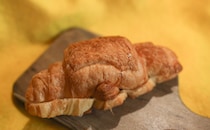 「破壊的うまさ」「おもしろい食感」店舗スタッフが考案したファミマ新商品