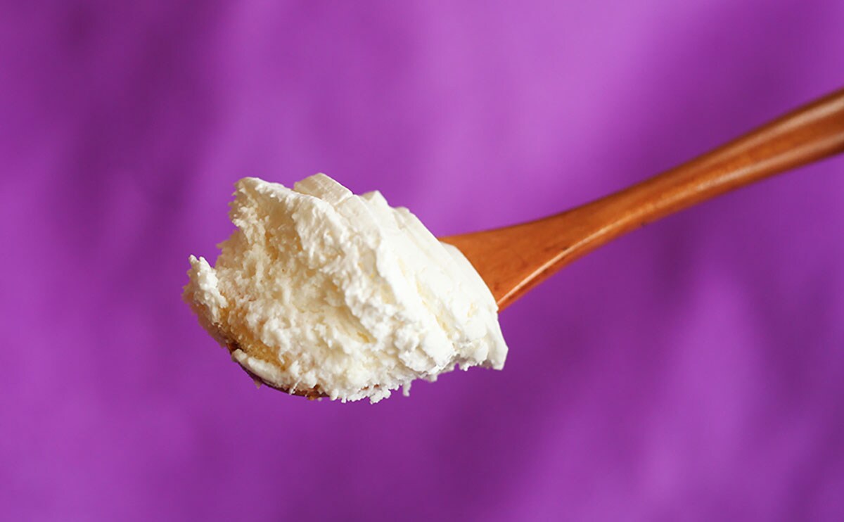 「満足度高め」「さわやか」ファミマの“白いスイーツ”が秒で消えるやつだった