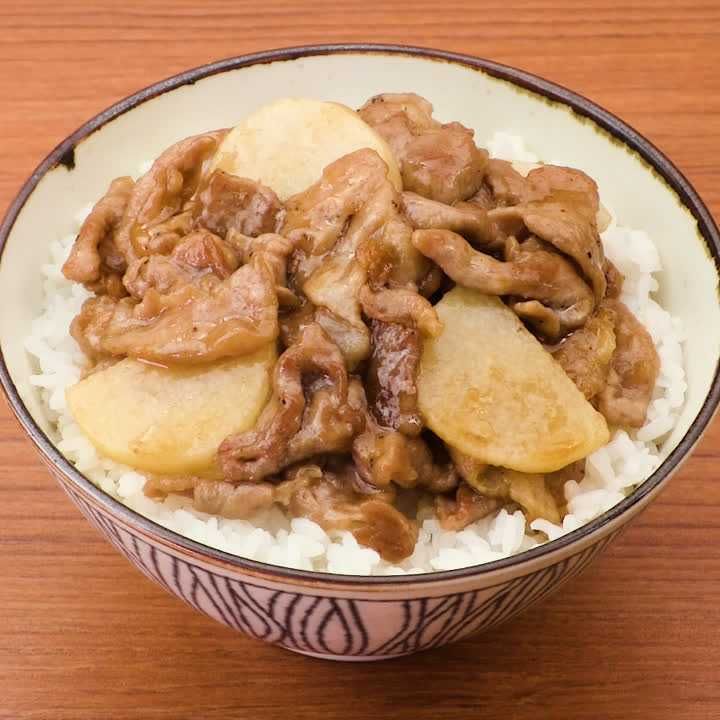 ごはんがすすむ！豚肉と長芋の甘辛丼