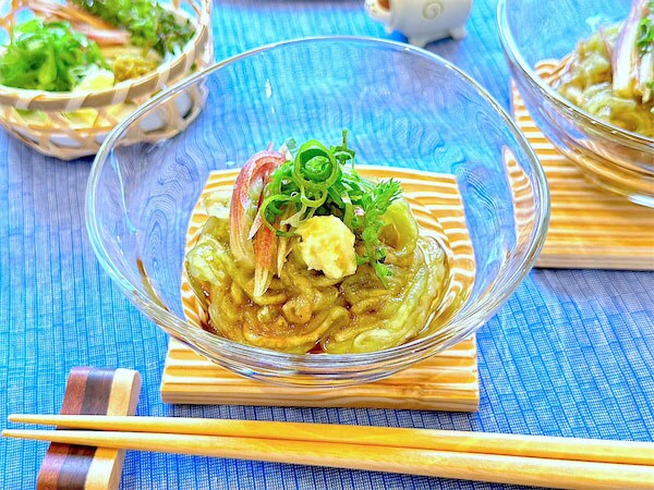 【そうめん革命】細切り“なす”を麺にするって⁉白い粉でプルンちゅるちゅる♡高級そうめんの風格！【農家直伝】