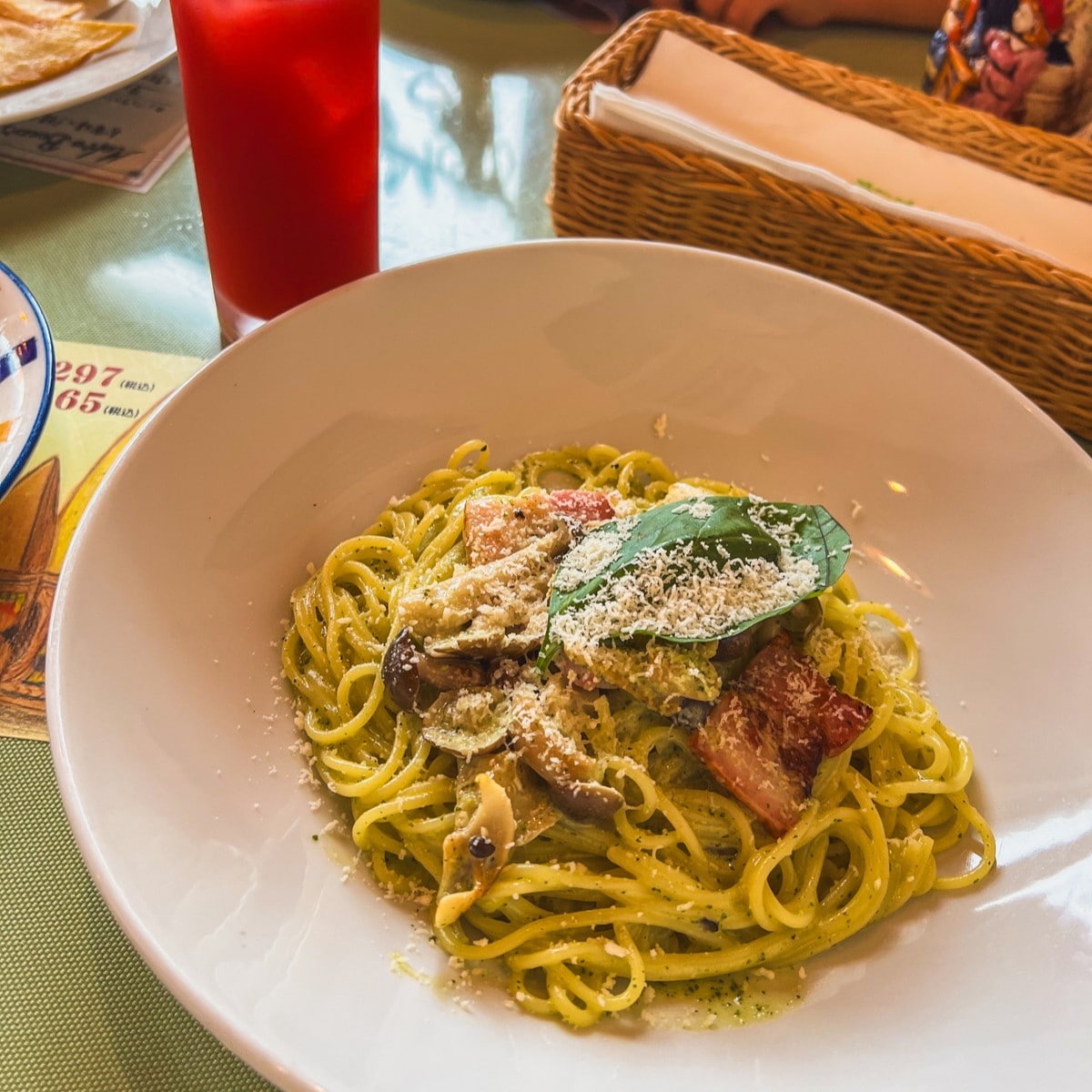 子どもから大人まで大満足な生パスタのお店。種類豊富なパスタが楽しめるお得なセットメニューも！｜鳥取市