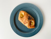 「食物繊維入りでヘルシー」【ファミマ】おいものクロワッサン