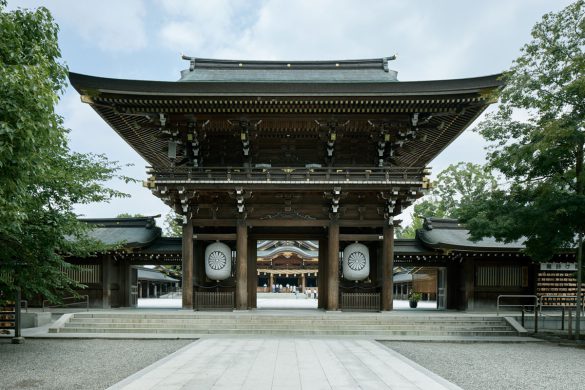 人気占い師・木下レオンさんが「毎年必ずご祈祷を受ける神社」…あらゆる災いを取り除く“最強の厄除け”も紹介