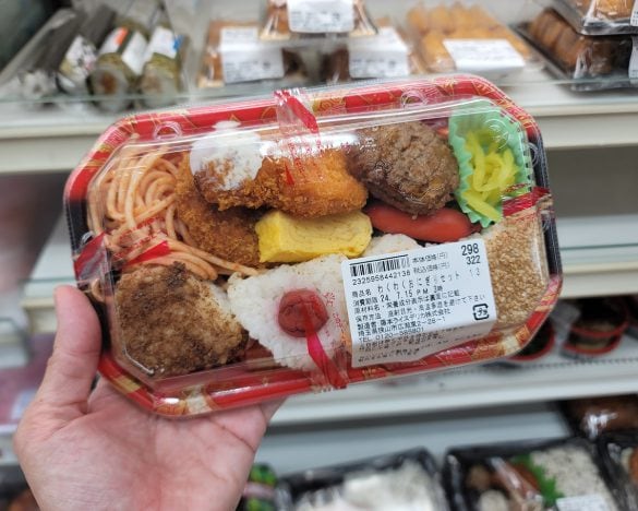 200円弁当で注目「ローソンストア100」の弁当・総菜が多くの人の心をつかむ“5つの理由”