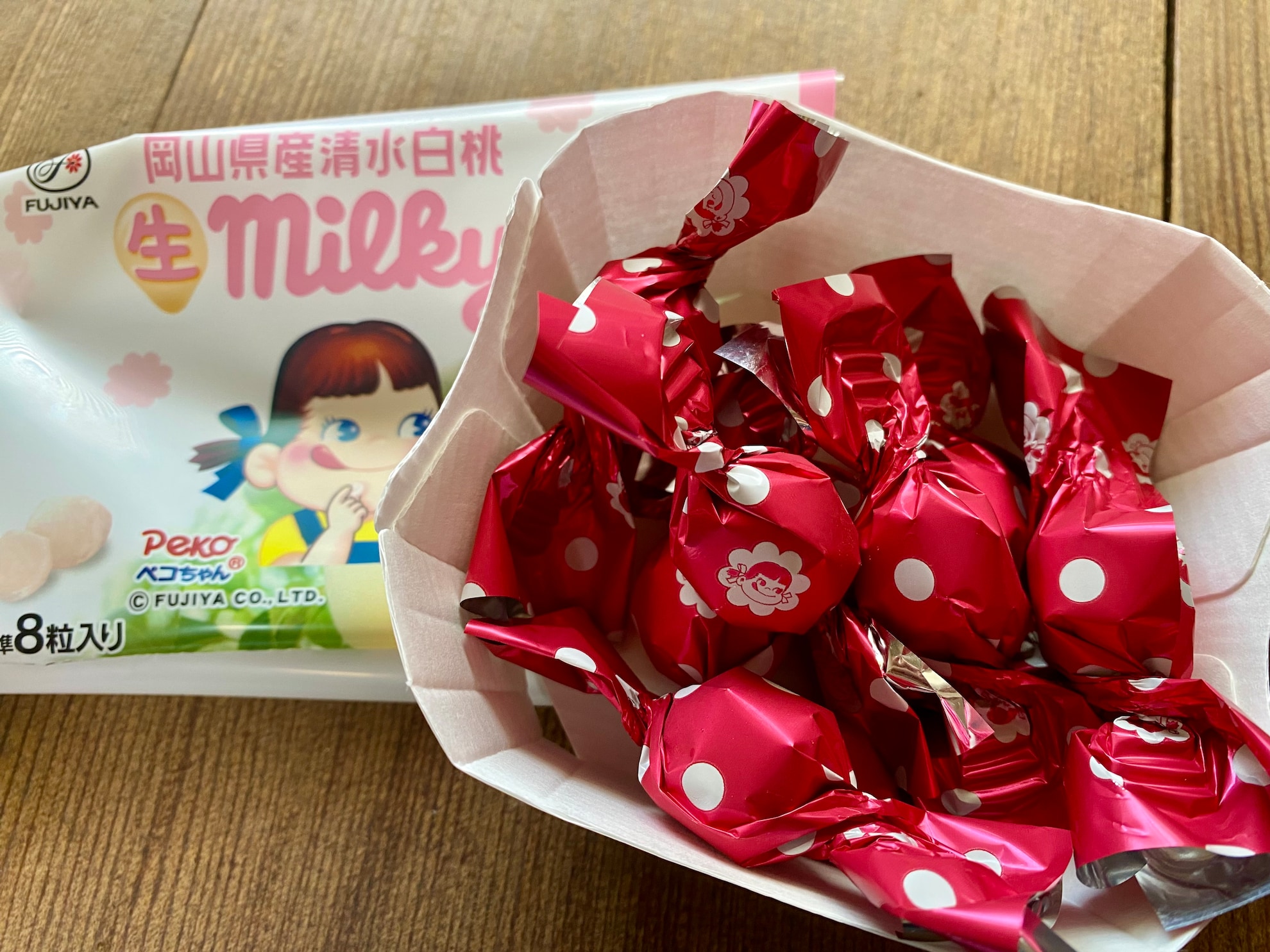 まるで生チョコ…？」【ローソン】不二家生ミルキー岡山県産清水白桃