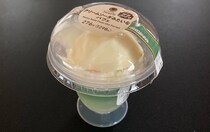 「甘さと酸っぱさが絶妙で美味しい」【ファミマ】喫茶店のクリームソーダみたいなパフェ