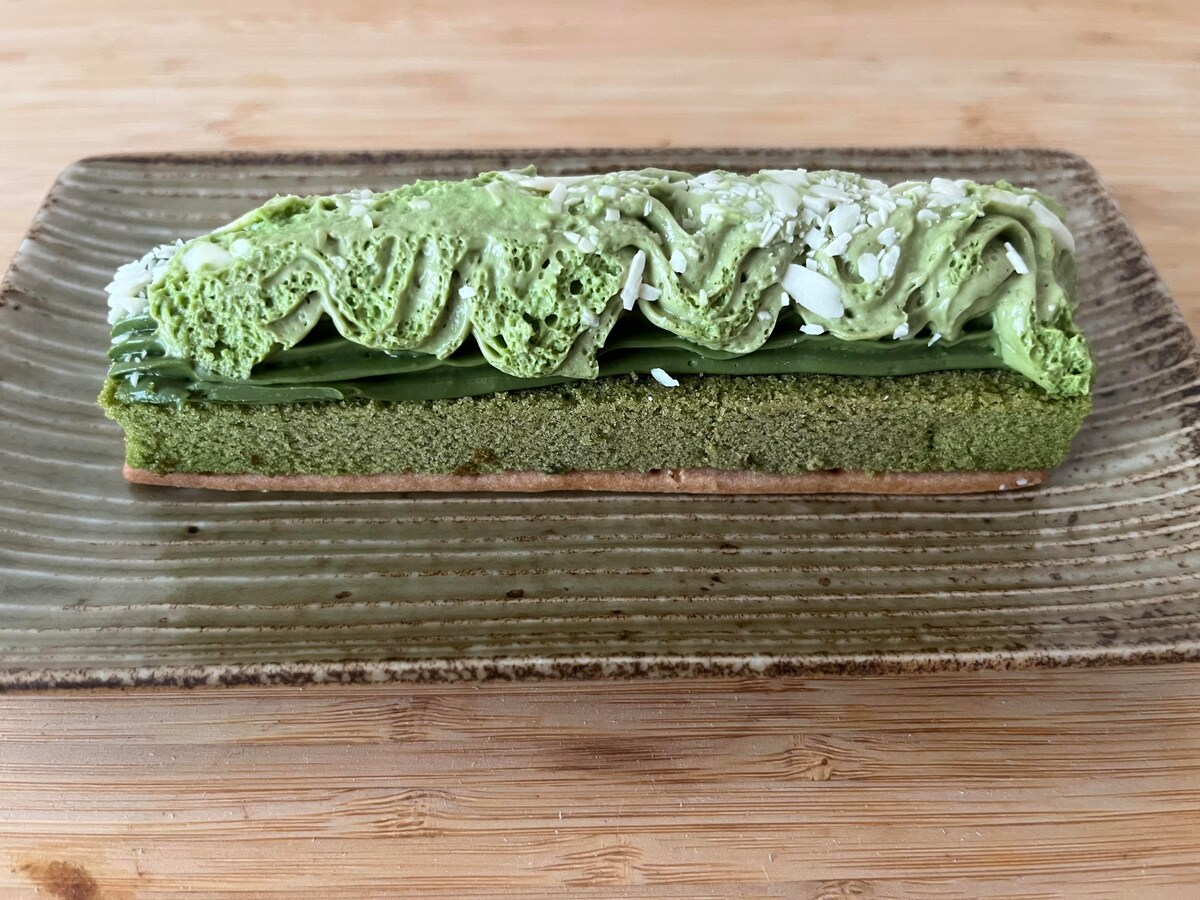 「ペロッと食べられる！」【ローソン】抹茶味の新作スイーツが登場