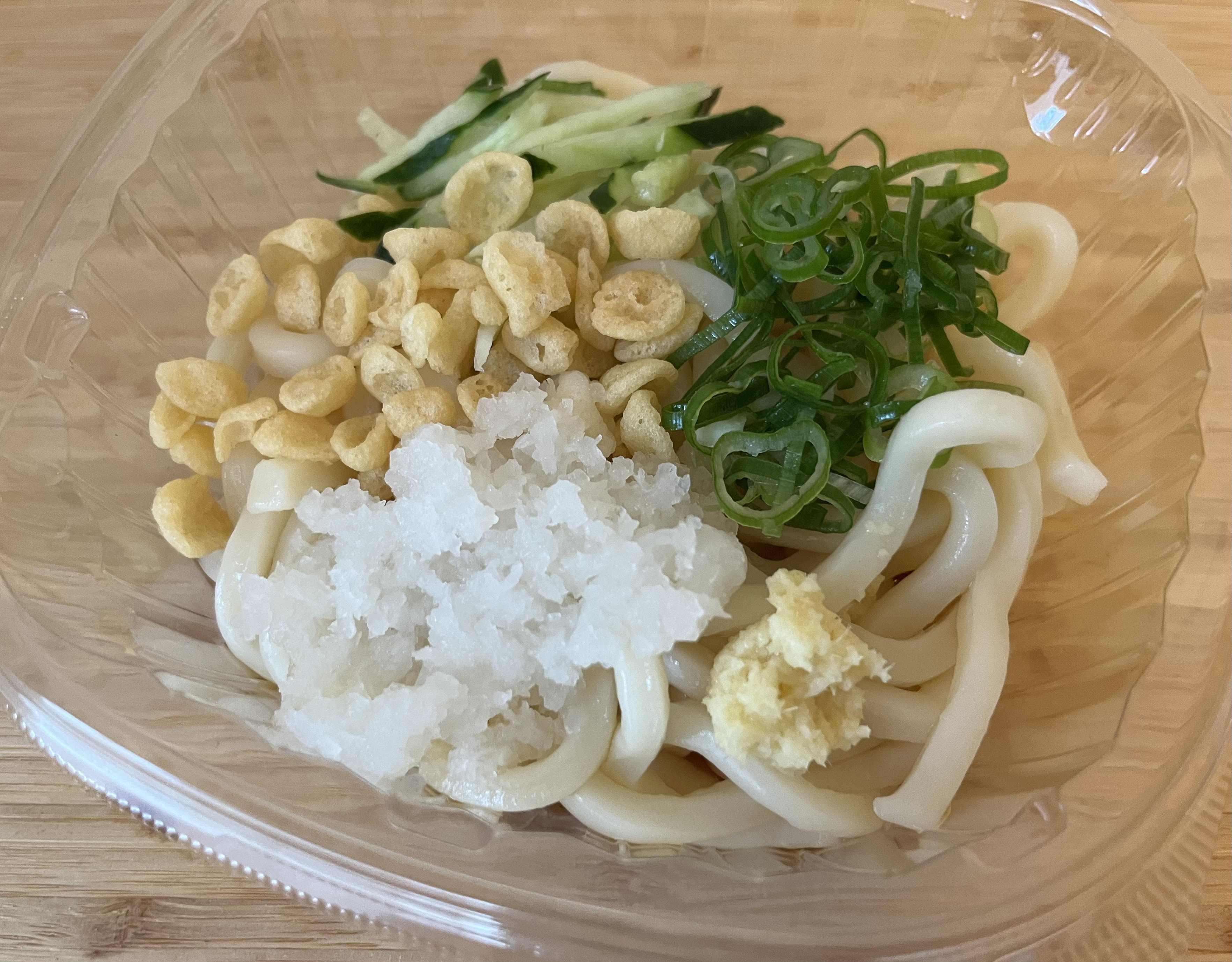 「さっぱり！」「食欲なくてもスルスルいける」【ファミマ】ミニサイズで食べやすいうどん