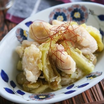 ぷるぷる食感がたまらない！夏のさっぱり低脂質めし「水晶鶏となすのねぎまみれ」