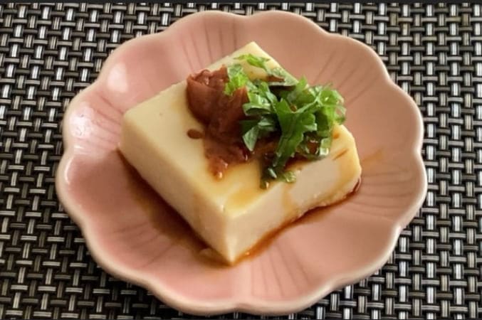 ワンパン5分で「ピーナッツ豆腐」作ってみた！冷やせば…ん〜まろやか♪ピーナッツバター余ったら作ろ♡