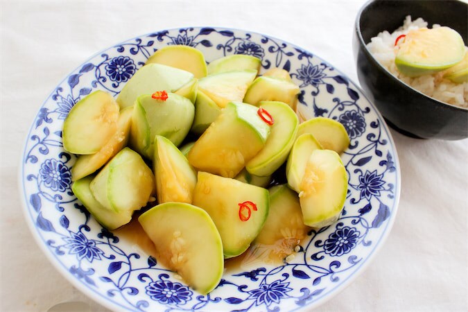 【ソムリエの夏野菜料理】え、生で食べられるの⁉「無限ズッキーニ」作ってみた！“コリッ”と食感に感動♡