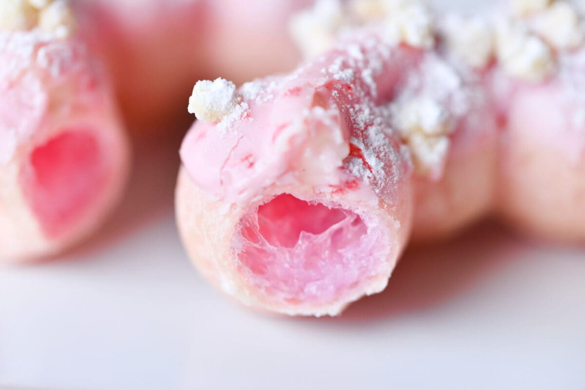 「んま～」【ミスド】白いポン・デ・いちごみるく 練乳＆クッキー