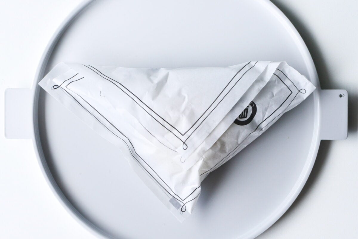 買うしかない!「ごま好き甘党万歳」【ファミマ】こしあんまんが登場