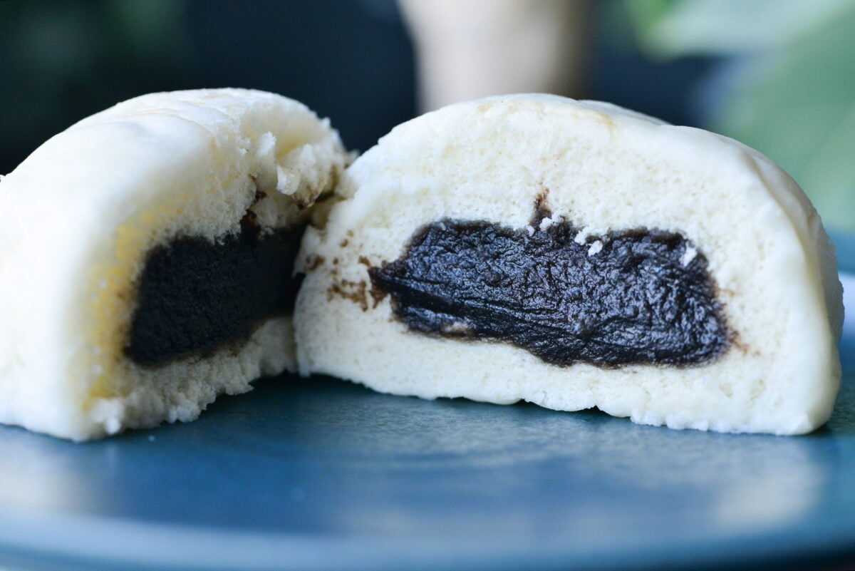 買うしかない!「ごま好き甘党万歳」【ファミマ】こしあんまんが登場