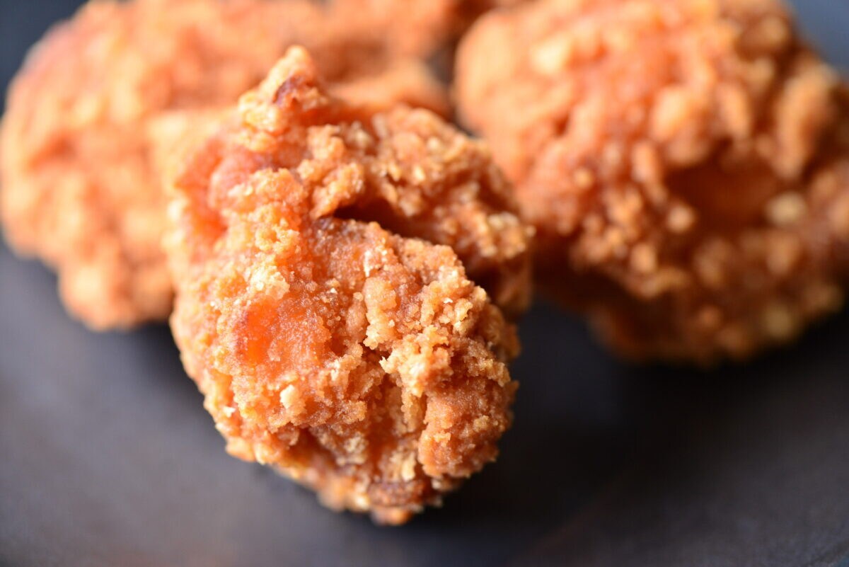 「けっこう辛ーーーい」「ツマミになる」【ローソン】Lから 辛口