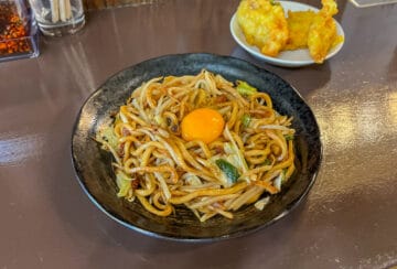 【飯塚】いろんな文化が交流する地で生まれた独自の味。吉坊庵の平塚焼きうどん