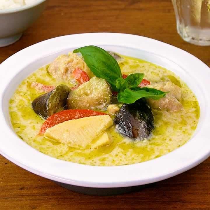 濃厚！タイ風グリーンカレー