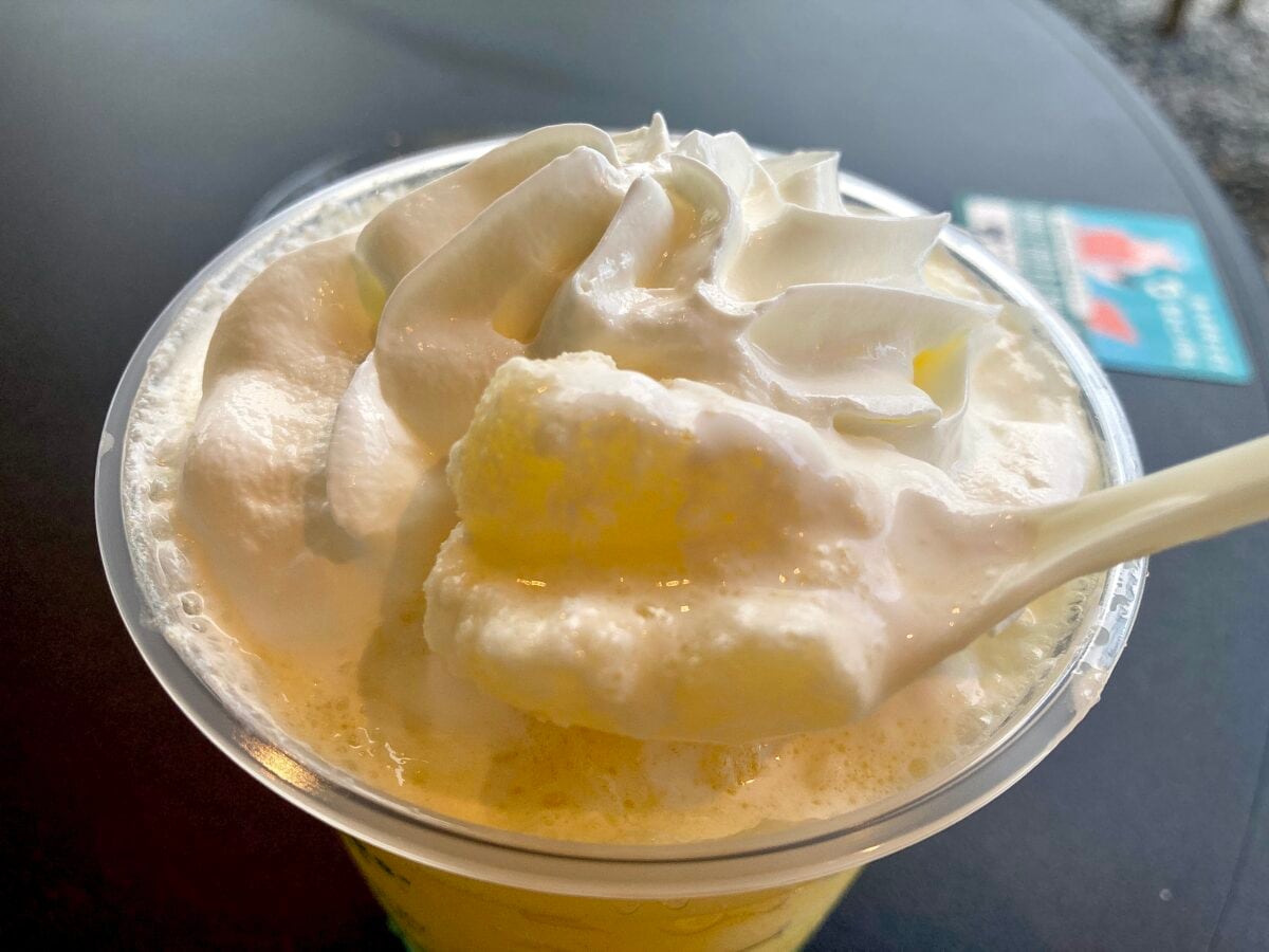 スタバ新作はパインと“塩”!?【スタバ】暑い夏にぴったりなフラペチーノが登場！