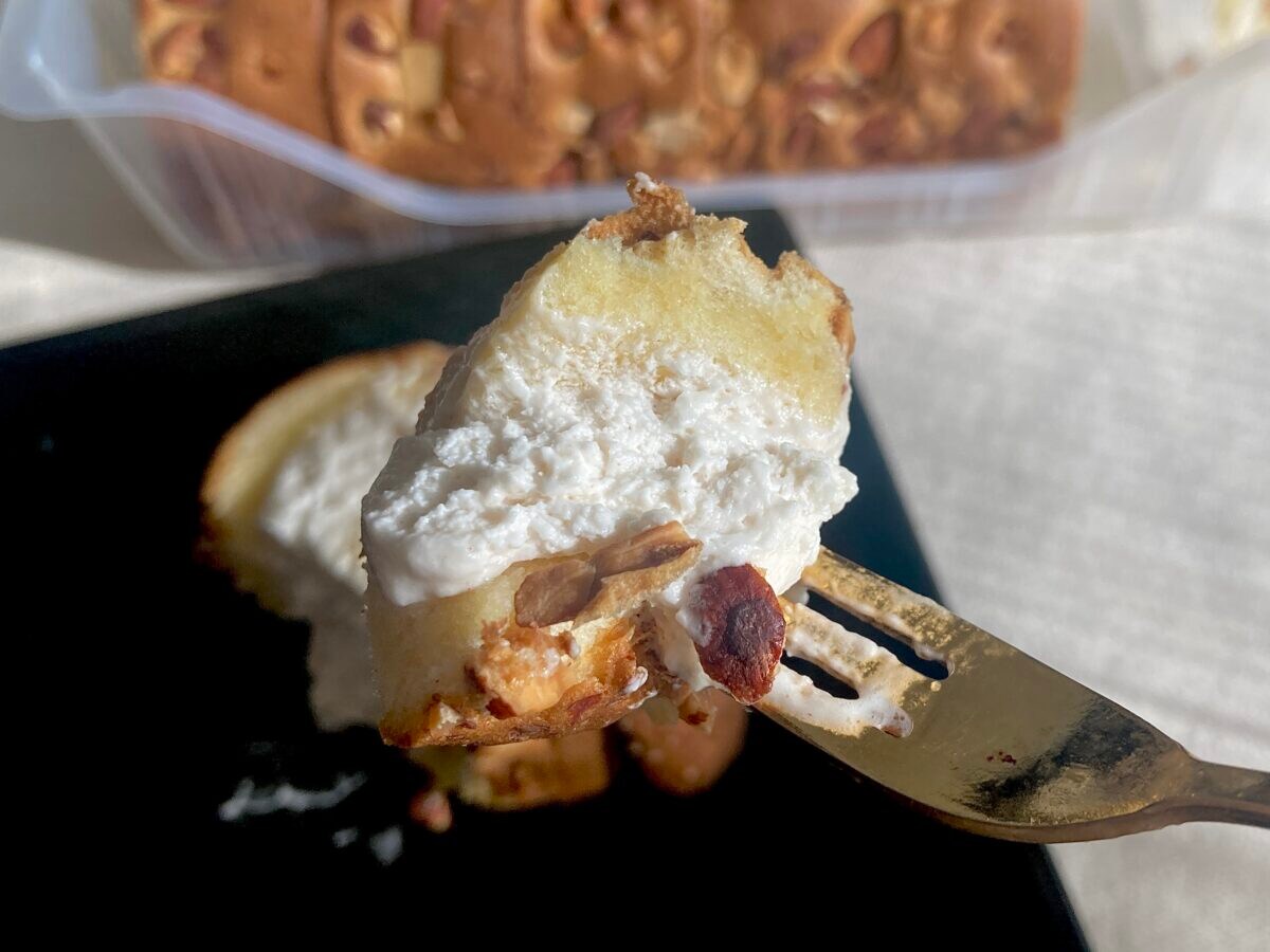 キャラメルたまらん♡【ローソン】新作もち食感ロールはたっぷりナッツ!