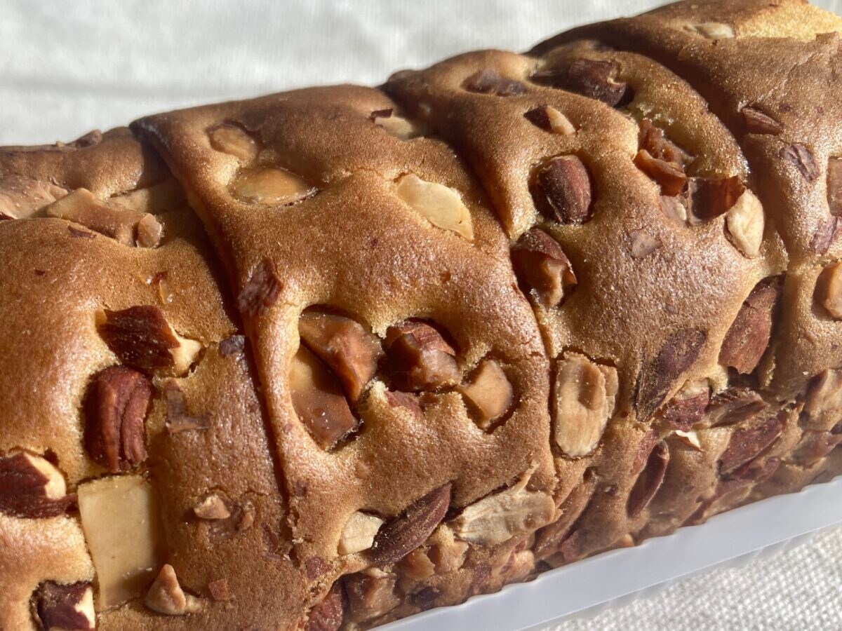 キャラメルたまらん♡【ローソン】新作もち食感ロールはたっぷりナッツ！