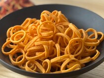 刺激的な辛さにヤミツキ【ファミマ】「超暴君ハバネロ」がクセになる！