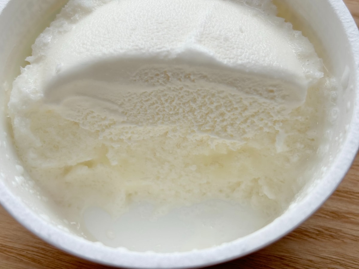 「練乳好きにはたまらん」【セブン】練乳尽くしの“鬼”アイスが新登場