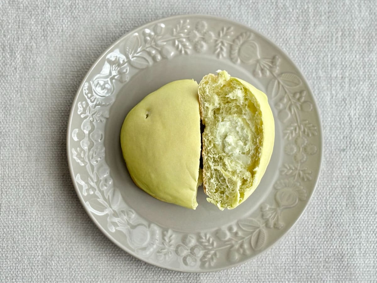 「想像の1.5倍シャインマスカット」【ローソン】新作菓子パンを実食！