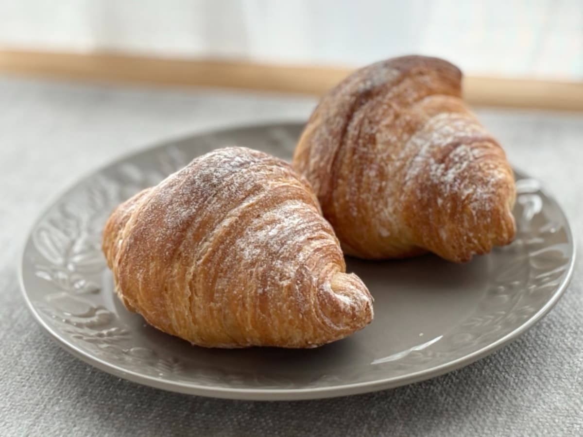 ホイップクリーム入りで「激うますぎ」【セブン】話題の新作クロワッサン