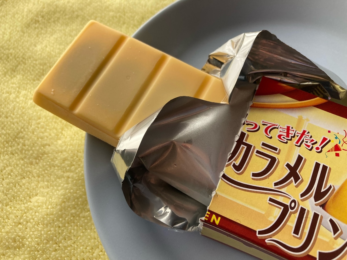 見つけたら即買い！【セブン】板チョコアイスのカラメルプリン味