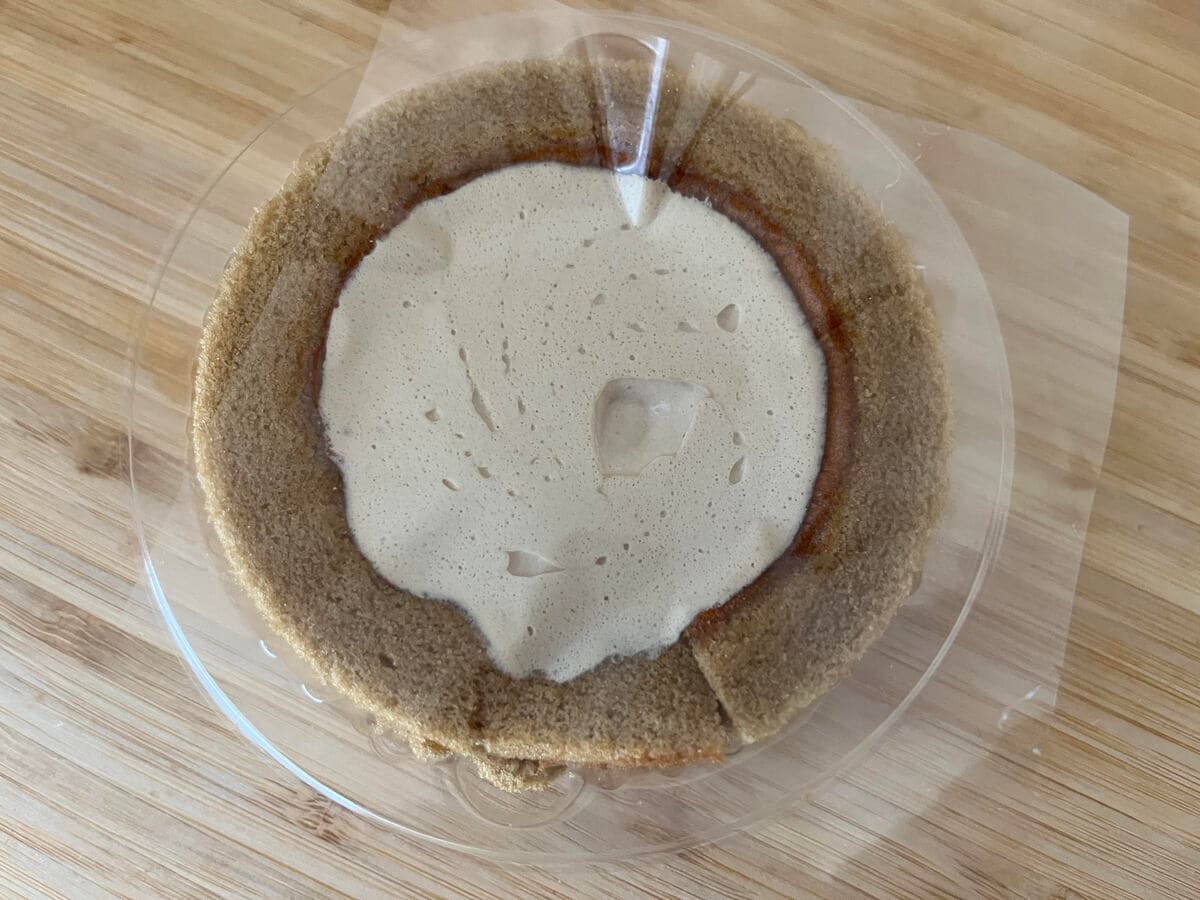 甘さと苦みのバランスが最高!【ローソン】猿田彦珈琲とのコラボ商品からロールケーキが新登場!