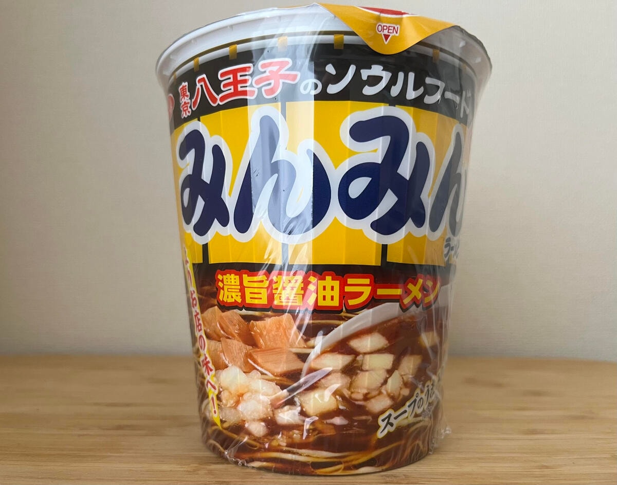 懐かしさも感じる醤油ラーメン!【セブン】みんみんラーメン本店監修のカップ麺が登場!