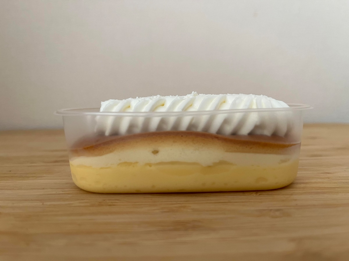 しっとり濃厚で本格的!【ファミマ】3種の食感を楽しめるチーズケーキが登場!