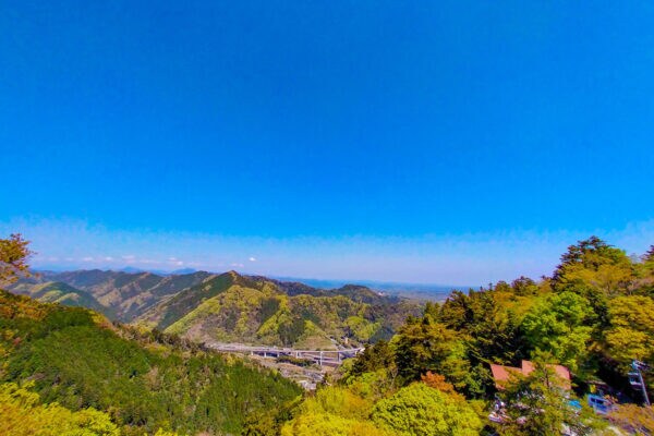 登山で今人気！全国《低山》ランキング！3位「陣馬山」1位＆2位は…？コースの豊富さで人気