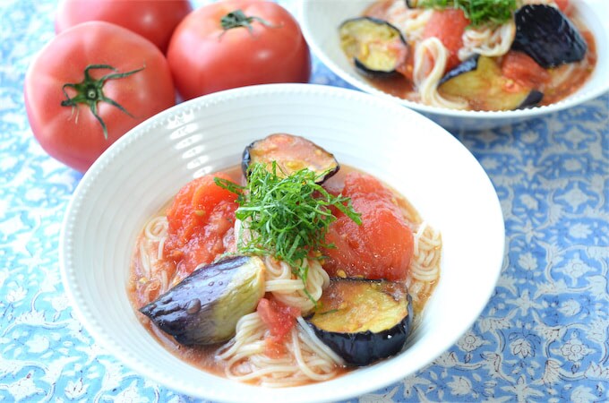 特製トマトめんつゆがキレキレ♪「トマト茄子そうめん」作ってみた！茄子はジュワッと揚げてます♡【農家直伝】