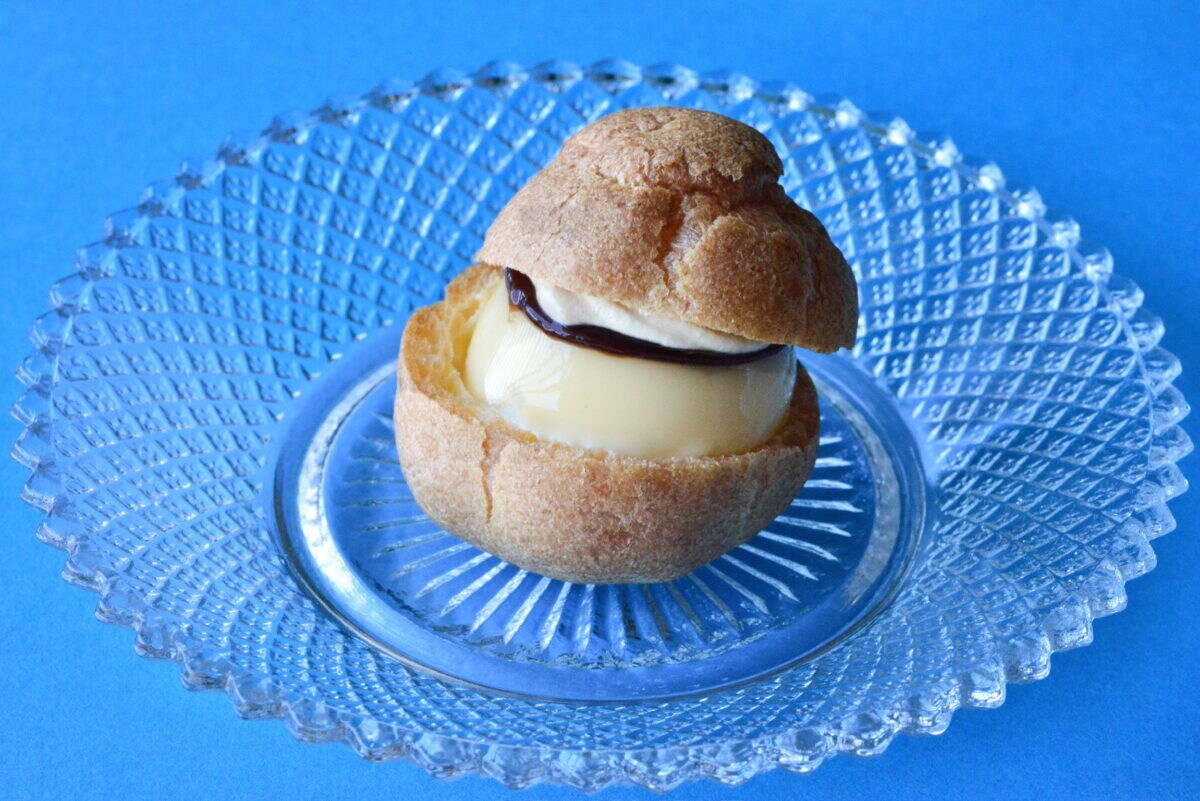 贅沢!プリンまるごと1個入り!【セブン】まるっとプリンシュー