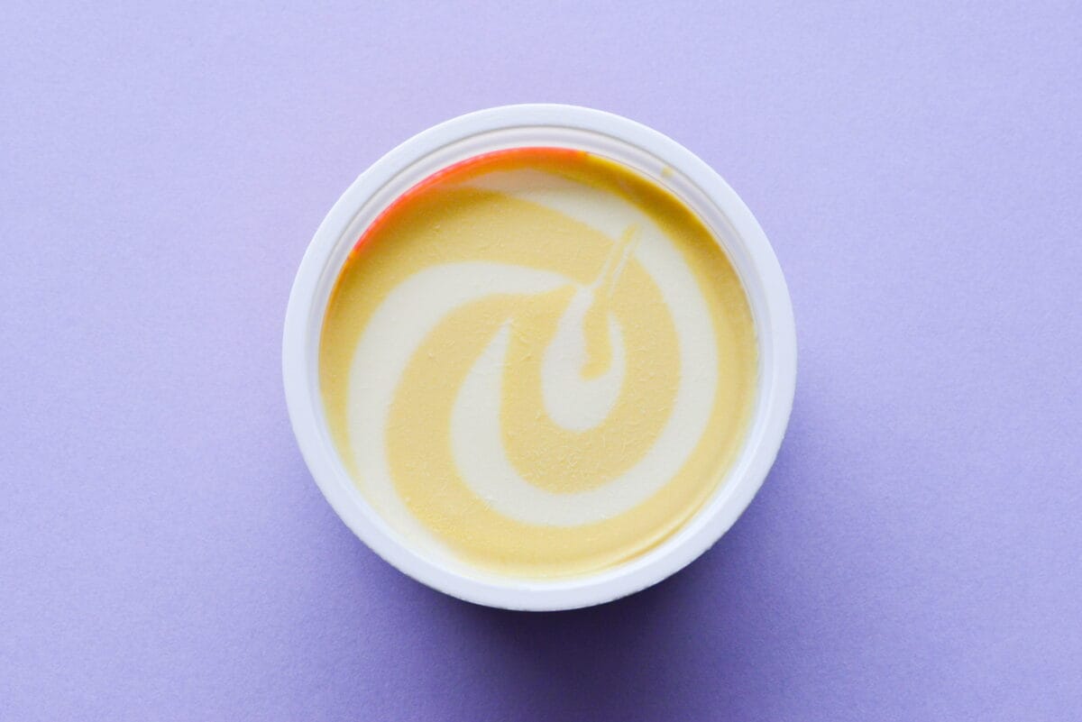 練ってもっちり【ファミマのお芋掘り】トルコ風アイスやきいもバニラ