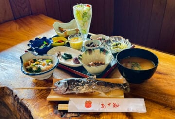 【香春】築150年越えの古民家でいただくやまめの塩焼きと採れたての野菜料理。あか鬼の四季の採れたておまかせコース