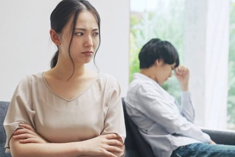 「子どもが欲しい」と夫婦生活を強要する妻、残業や接待中にも「早く帰ってきて」　限界の夫は離婚できる？