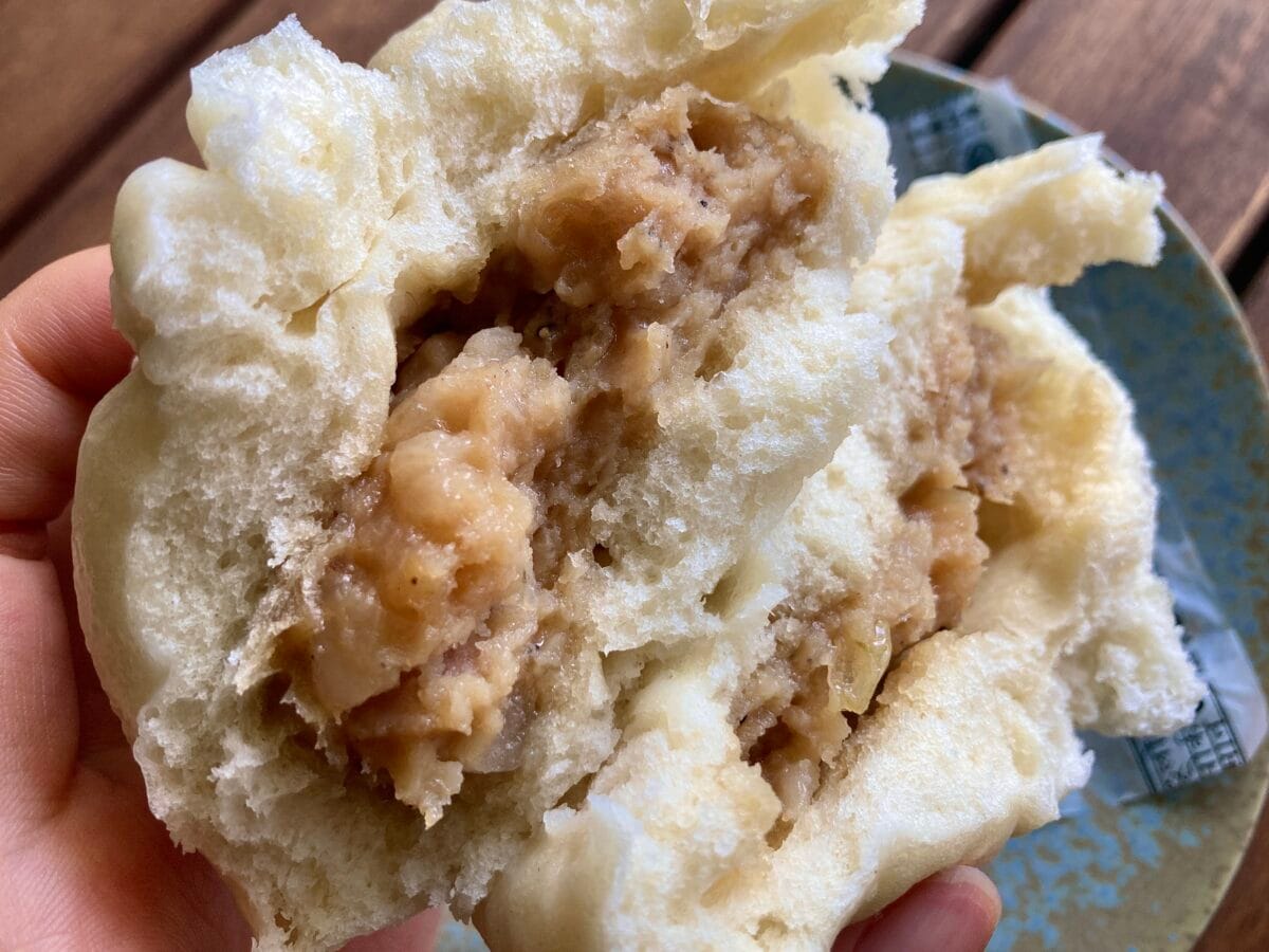 1個で満腹!超ボリューミーな豚まん登場!【セブン】もちもち×ずっしり 大入り豚まん