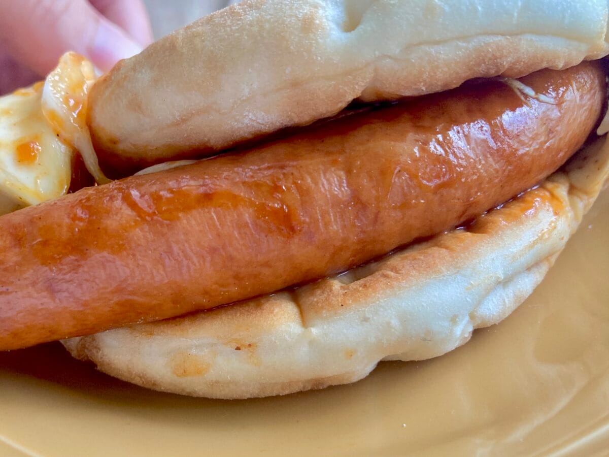 半熟とろ～りたまごが溢れる幸せ♡【モスバーガー】売り切れ必須！ 月見フォカッチャ