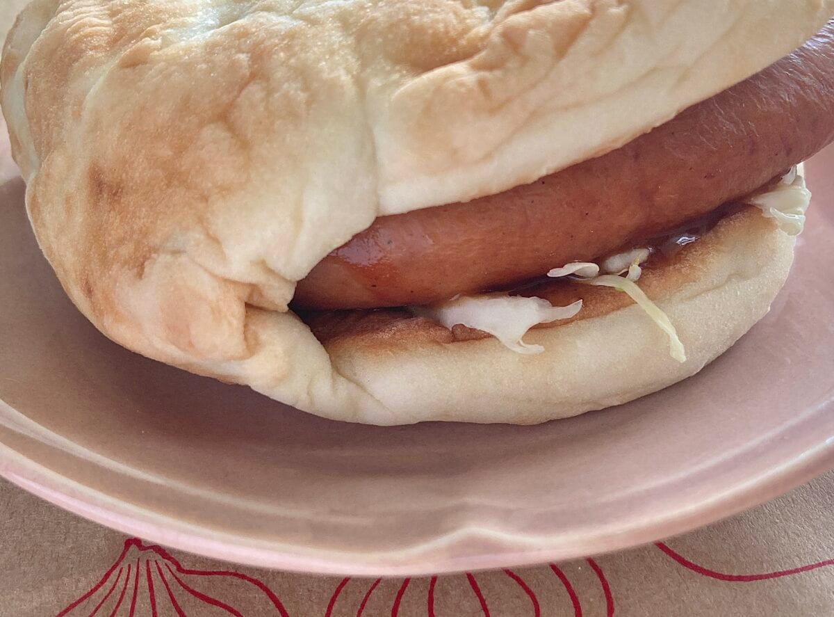 アウトドア感のあるスモーキーな味わいが魅力【モスバーガー】バーベキューフォカッチャ