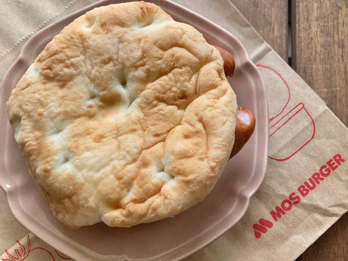 アウトドア感のあるスモーキーな味わいが魅力【モスバーガー】バーベキューフォカッチャ