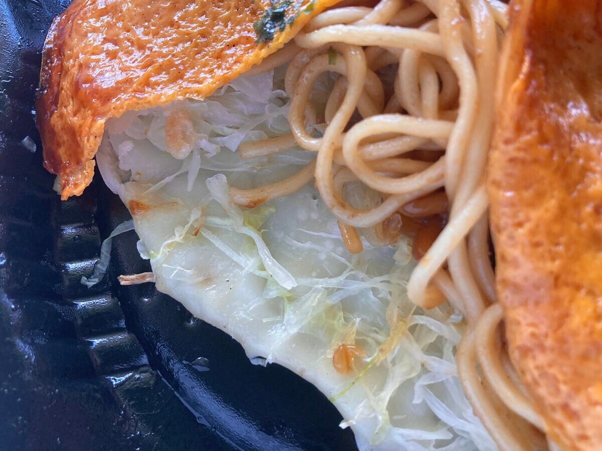 ボリュームすごっ！ 広島の名店監修【ローソン】広島お好み焼　肉玉そば