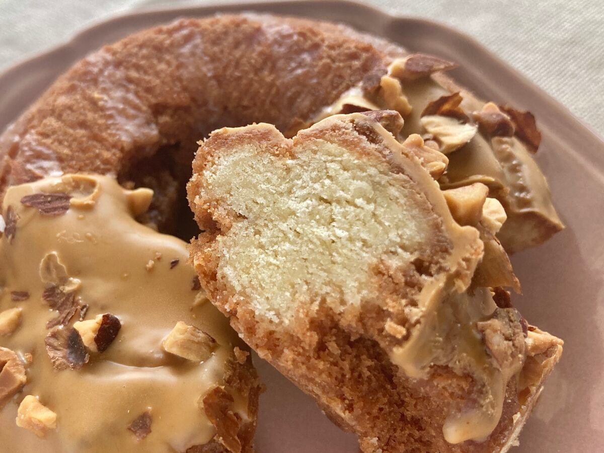 サクほろ食感が新しい！【ファミマ】クッキーオールドファッションドーナツ