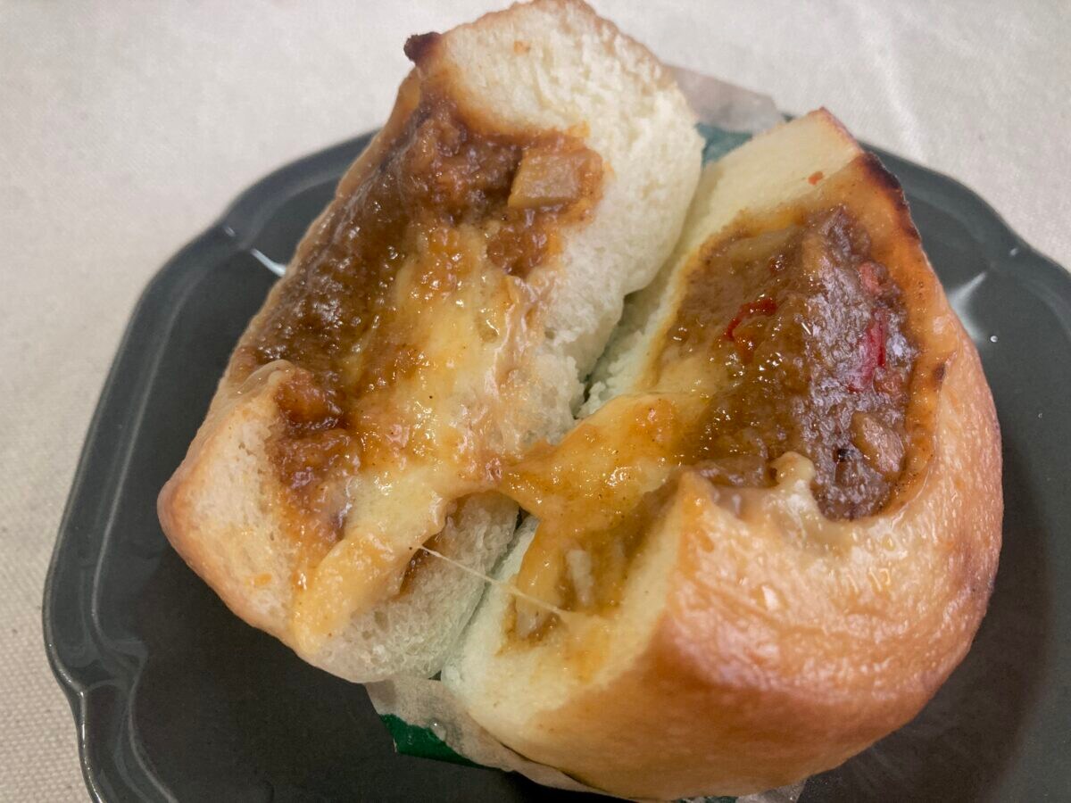 もっちもち生地たまらん♡【ファミマ】ビストロまん待望の第3弾が新発売!