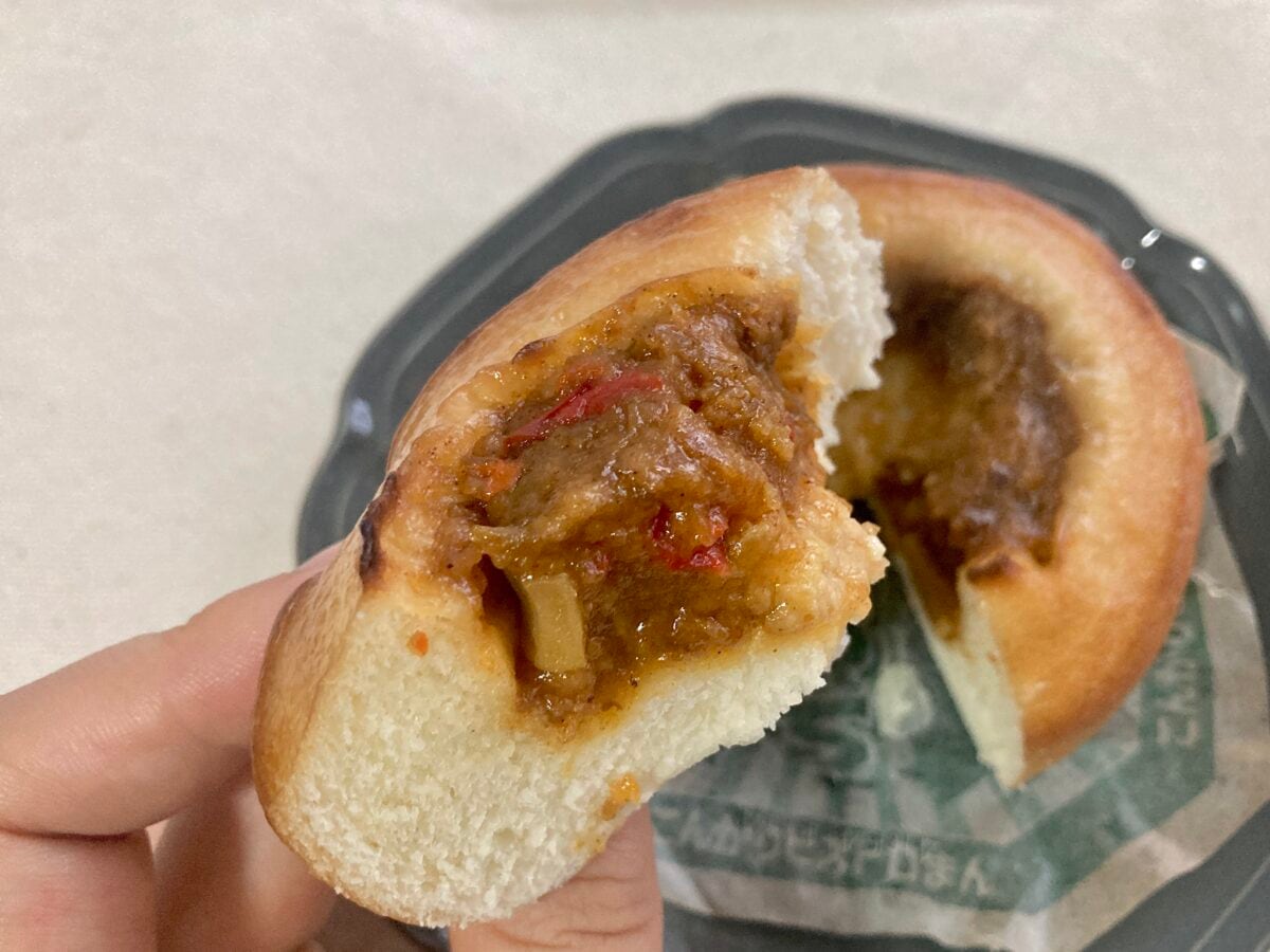 もっちもち生地たまらん♡【ファミマ】ビストロまん待望の第3弾が新発売!