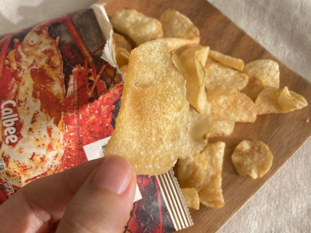 「旨味すご!」「リピ確」【ローソン】堅あげポテト匠味 伊勢海老しお味
