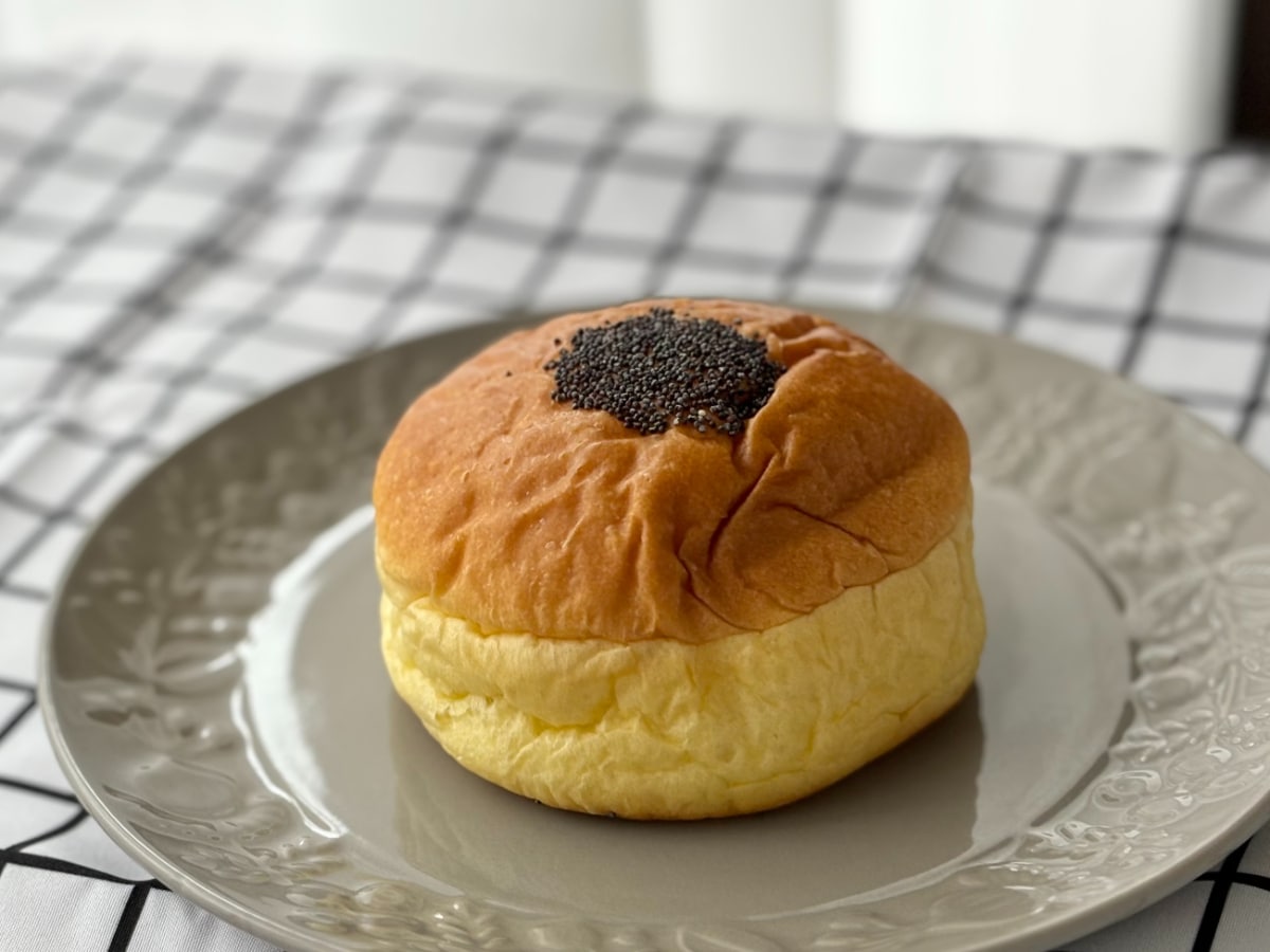 粒あんとホイップが織りなすリッチ感がすごい♡【ファミマ】新作パン